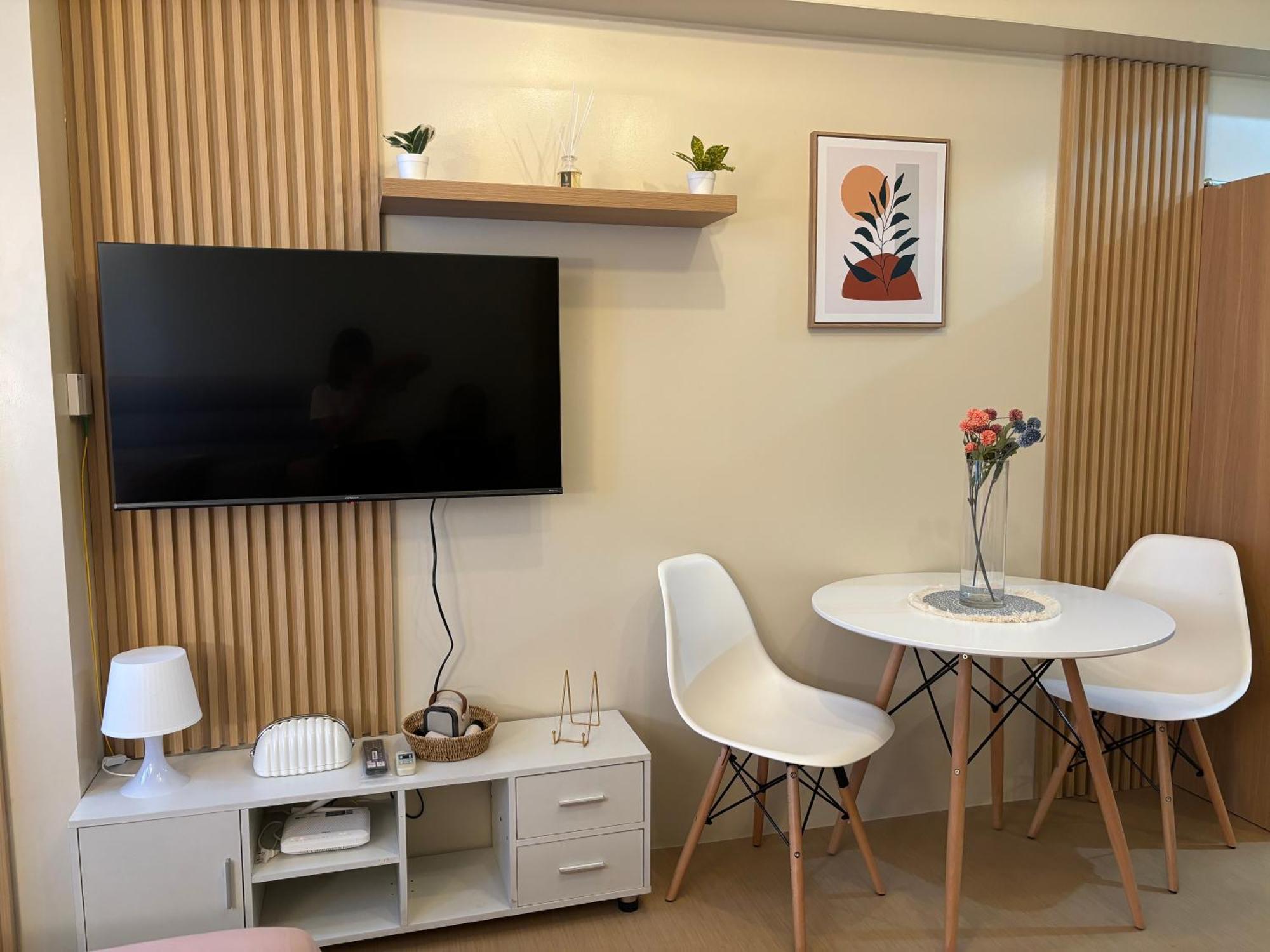 Cozy & Minimalist Staycation - Avida Towers With Pool Access Davao City Extérieur photo